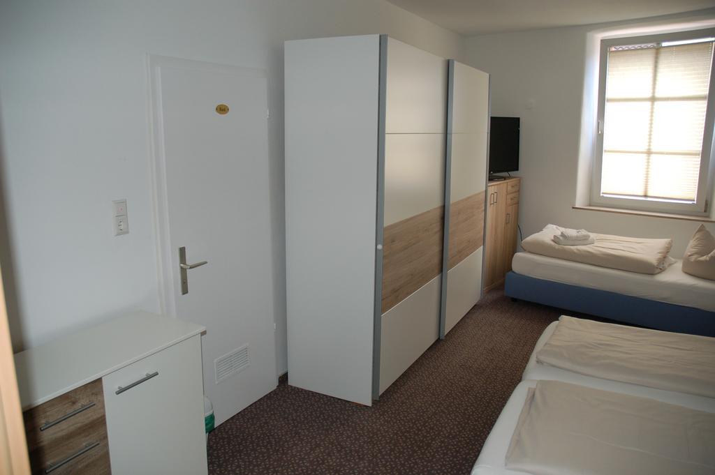 Hotel Kurfuerst Garni Germersheim Ruang foto