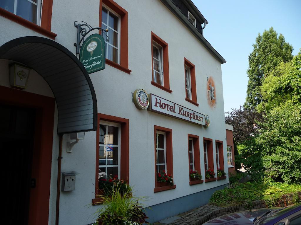 Hotel Kurfuerst Garni Germersheim Bagian luar foto